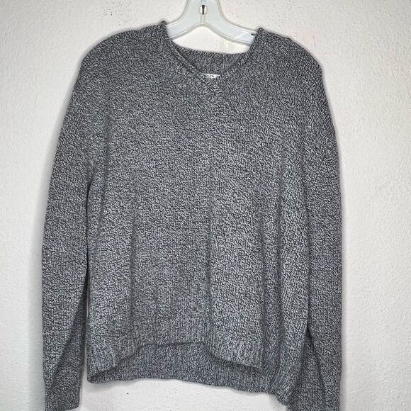 Carolyn Taylor Sweater - Picture 5 of 7